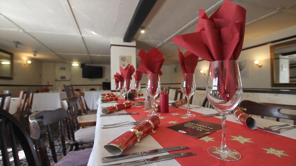 The Swan At Stoford Hotel Stapleford  Buitenkant foto
