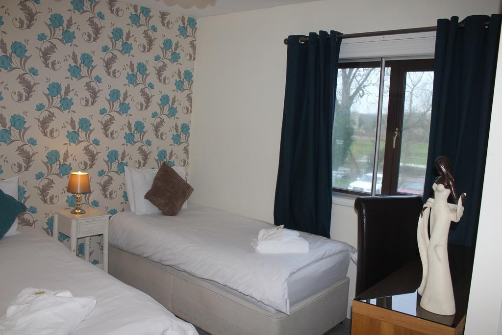 The Swan At Stoford Hotel Stapleford  Buitenkant foto