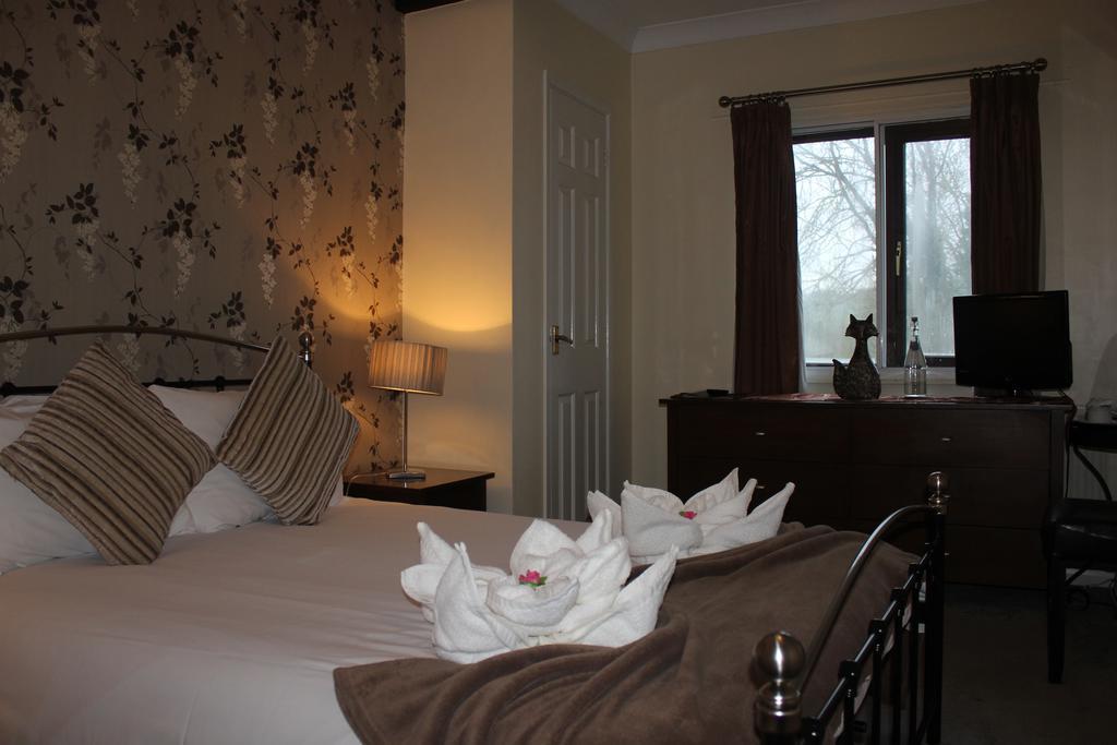The Swan At Stoford Hotel Stapleford  Buitenkant foto