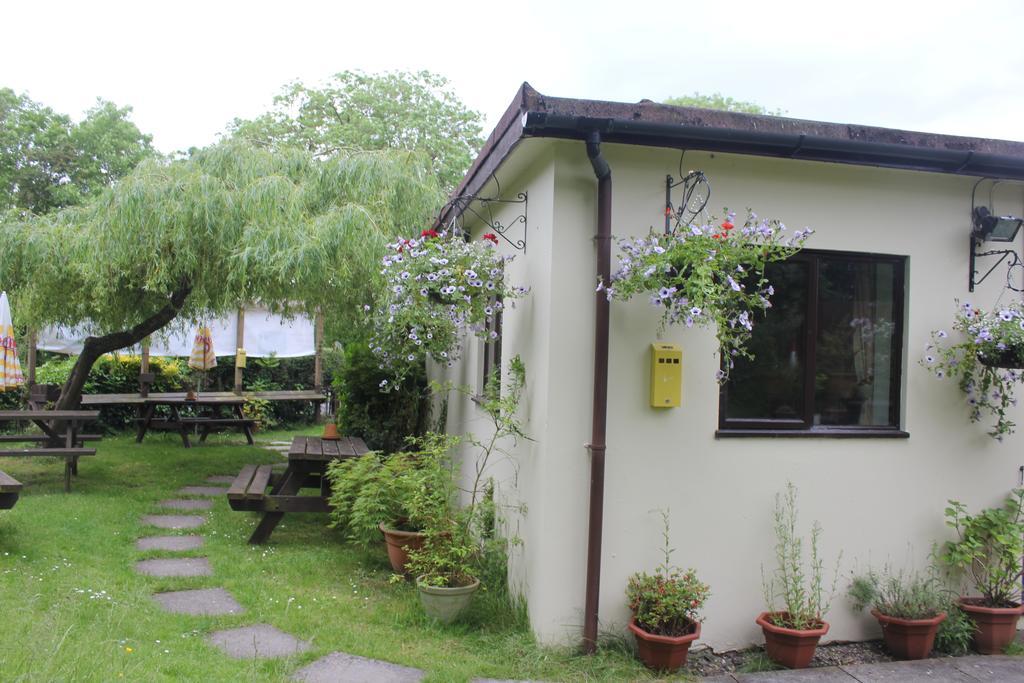 The Swan At Stoford Hotel Stapleford  Buitenkant foto