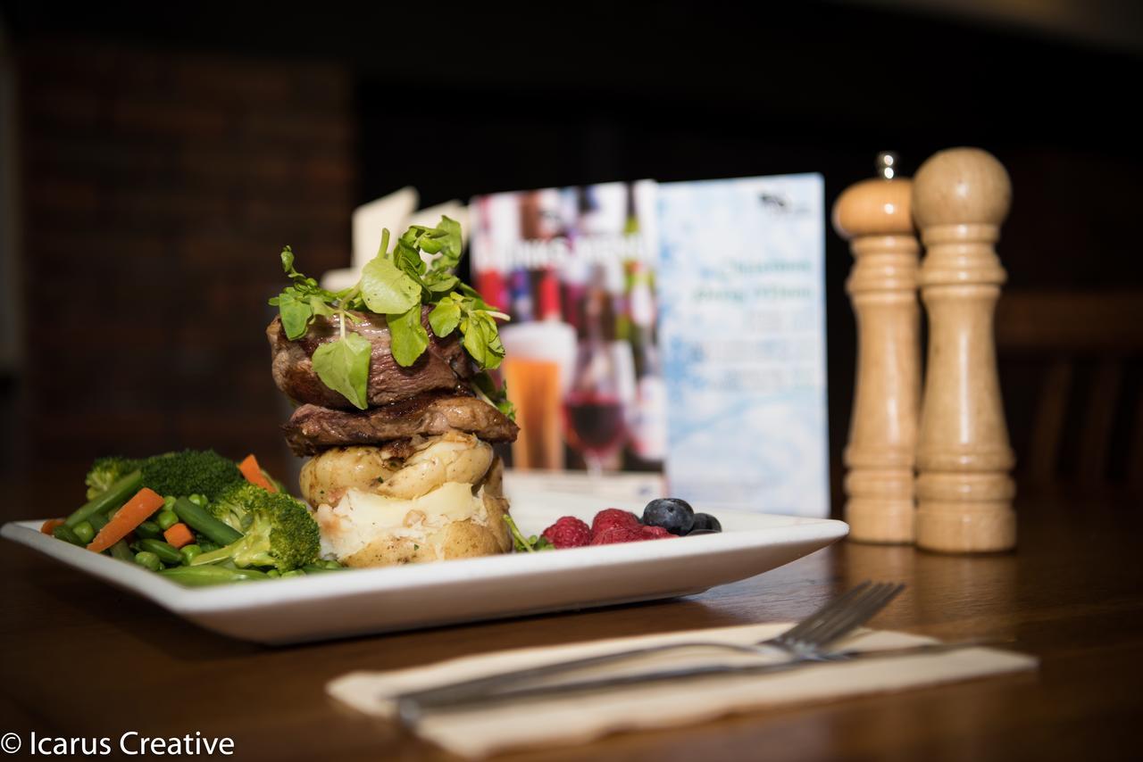 The Swan At Stoford Hotel Stapleford  Buitenkant foto